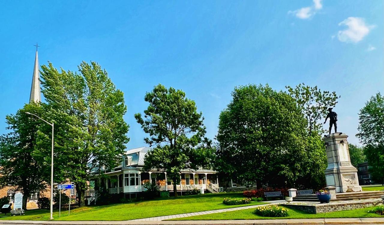 Hotel Le St-alexis La Baie
