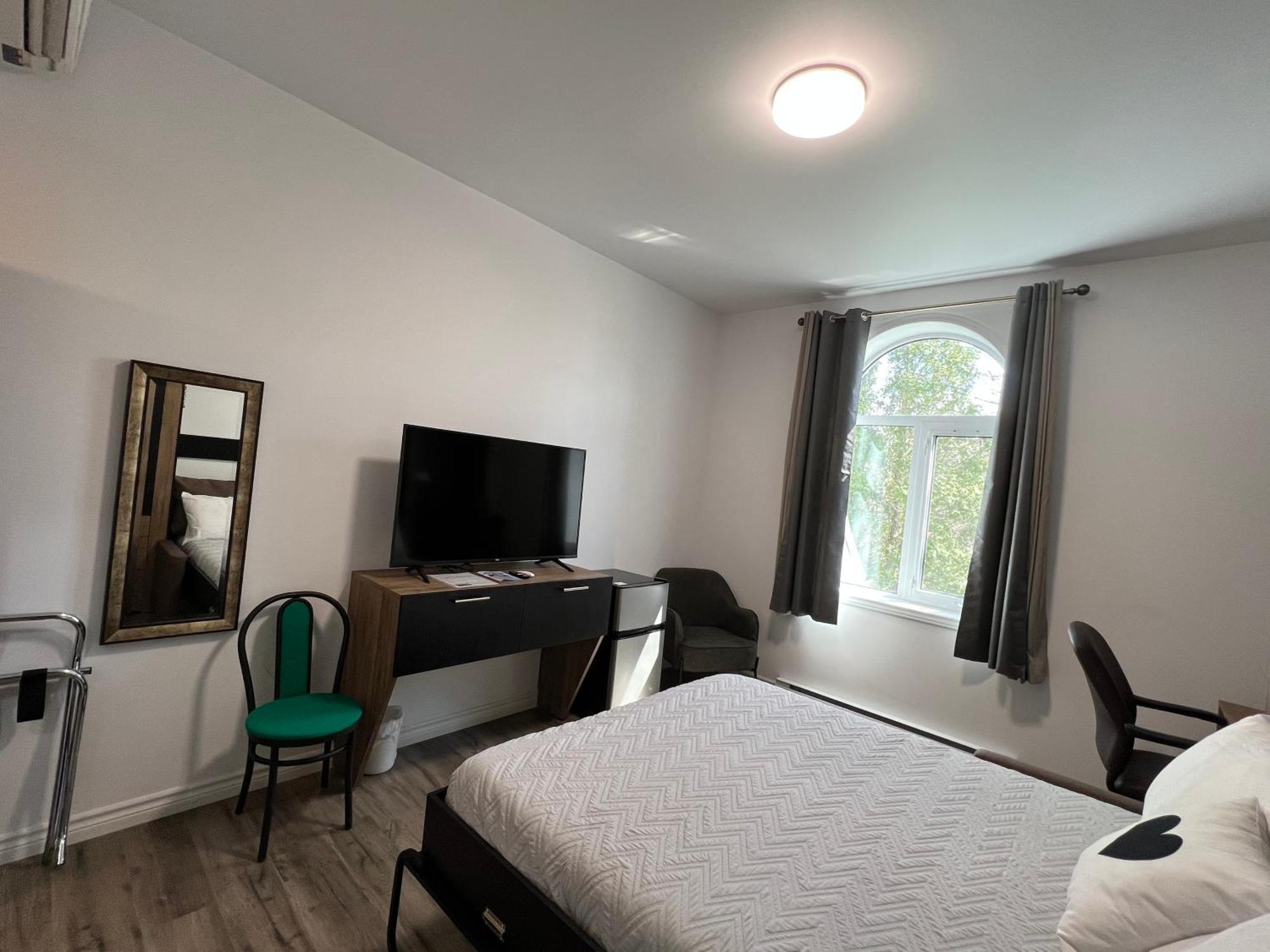 Le St-alexis Hotel La Baie